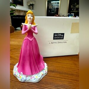 Royal Doulton Sleeping Beauty Princess Figurine 7” NIB